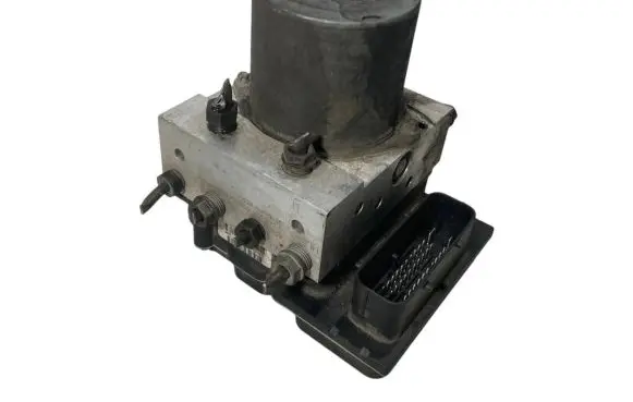 BMW 5 E60 E61 ABS Pump 6768550 34516768550 0265236004