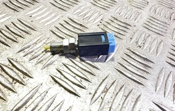 Subaru Outback Clutch pedal sensor 