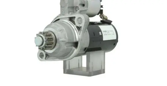 Volkswagen Golf VI Starter motor 1142005