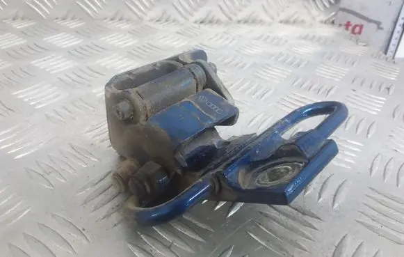 Seat Toledo II (1M) Rear door lower hinge 1J4833412C