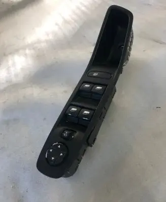 Opel Grandland X Electric window control switch 98319739zd