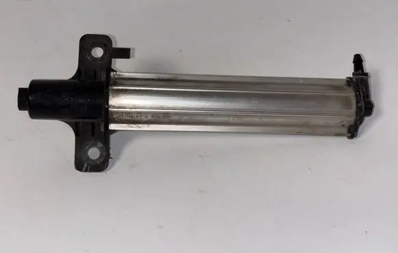 Renault Laguna III Headlight washer spray nozzle 