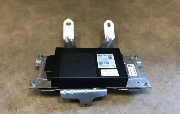 BMW 5 F10 F11 Bluetooth control unit module 9306222
