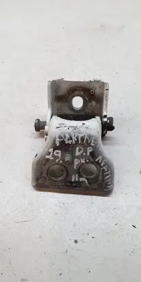 Peugeot Partner Front door lower hinge 