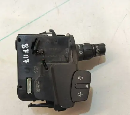 Renault Clio III Wiper control stalk 88103009 0154081220