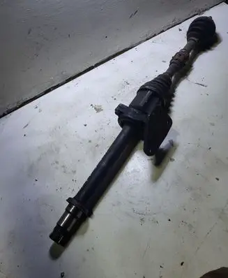Toyota Avensis Verso Front driveshaft 00192431