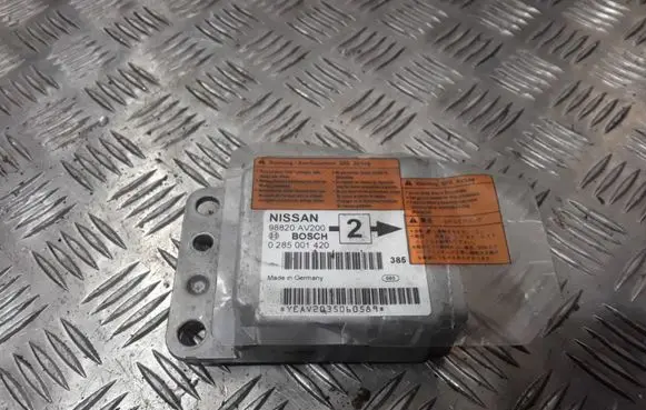 Nissan Primera Airbag control unit/module 98820AV200 0285001420
