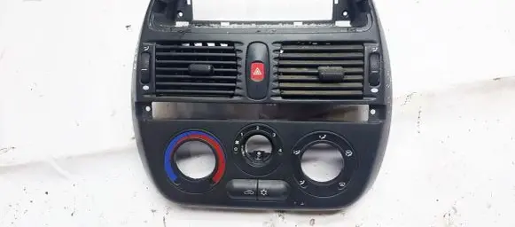 Fiat Bravo - Brava Dash center air vent grill