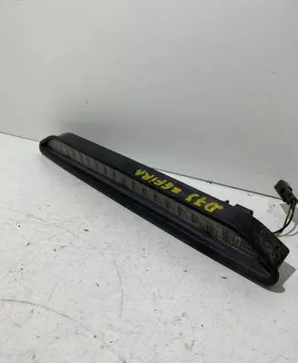 Opel Zafira A Third/center stoplight 90582025