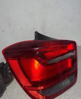 BMW 1 F20 F21 Rear/tail lights 63217241541