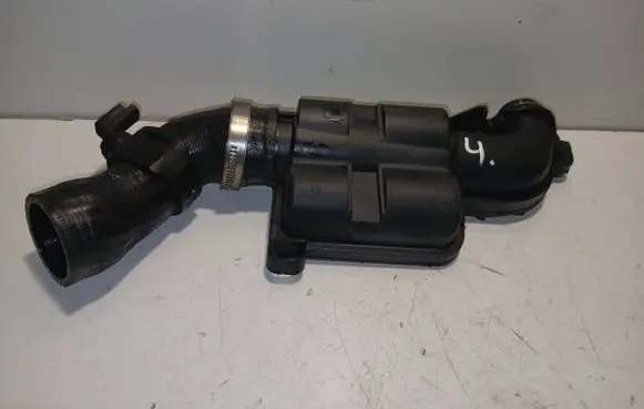 Peugeot 207 Breather/breather pipe/hose 9647507680