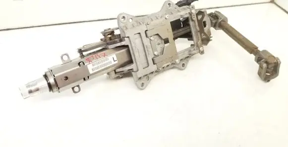 Steering wheel axle set