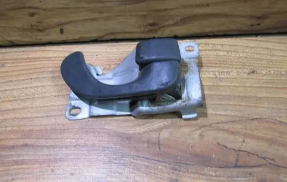 Mitsubishi Galant Rear door interior handle