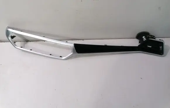 BMW 3 G20 G21 Dashboard glove box trim 6811448