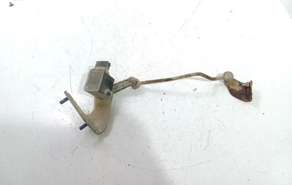 Mercedes-Benz E W211 Air suspension front height level sensor A0105427717