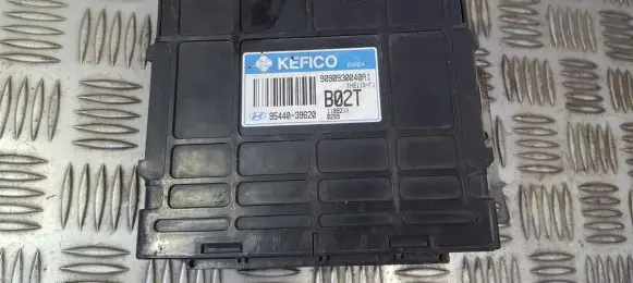 Hyundai Santa Fe Gearbox control unit/module 9544039620 95440-39620