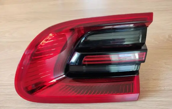 Porsche Macan (95B) Tailgate rear/tail lights 95B945094AA