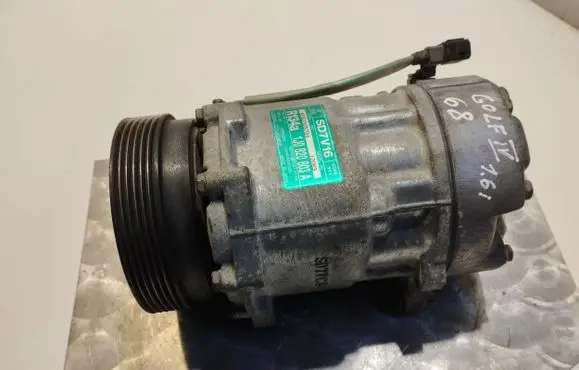 Volkswagen Golf IV Air conditioning (A/C) compressor (pump) 1J0820803A SD7V16