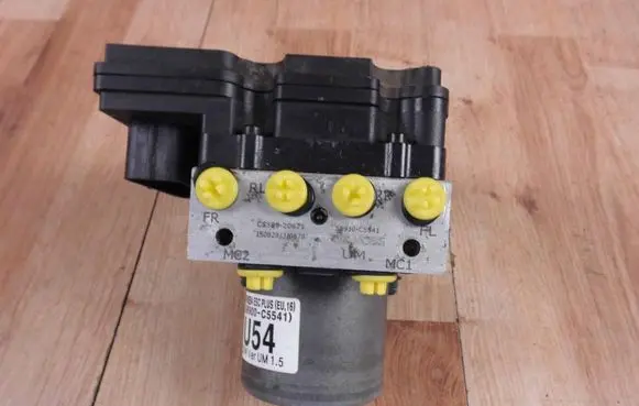 KIA Sorento ABS Pump 58900C5541 6158943100 C558930621