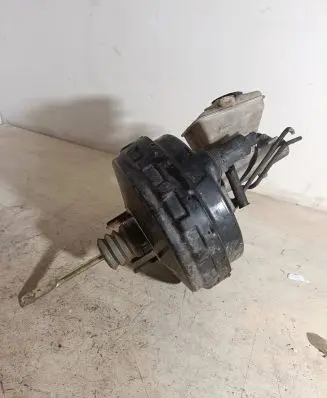 Volvo V70 Brake booster P08683259 03775737014