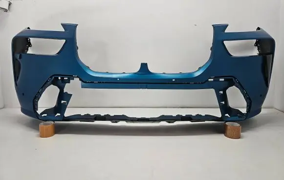 BMW X7 G07 Front bumper 10503420