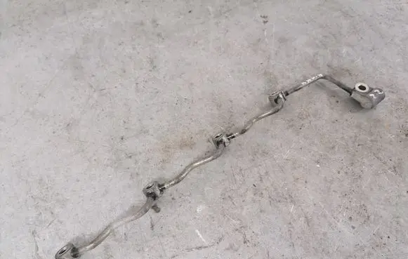 Toyota RAV 4 (XA30) Fuel main line pipe