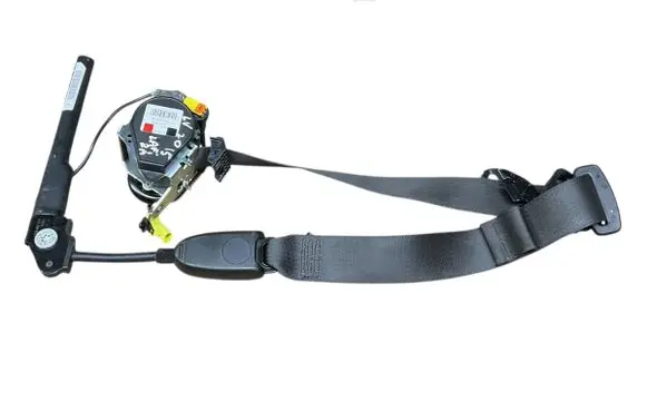 Opel Zafira C Front seatbelt F13394801 623097100 618834700
