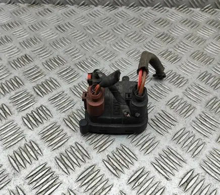Porsche Taycan 9J1 Air suspension control unit module (rear) 4M0907778