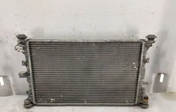 Ford Focus Coolant radiator 8805F04 98AW8061PF