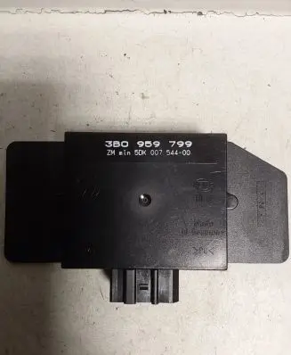 Volkswagen PASSAT B5 Comfort/convenience module 3B0959799 5DK00754400
