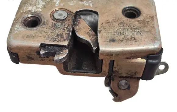 Volkswagen Multivan T4 Sliding door lock 701843604A