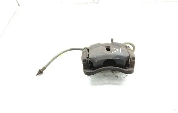 Nissan Qashqai Front brake caliper