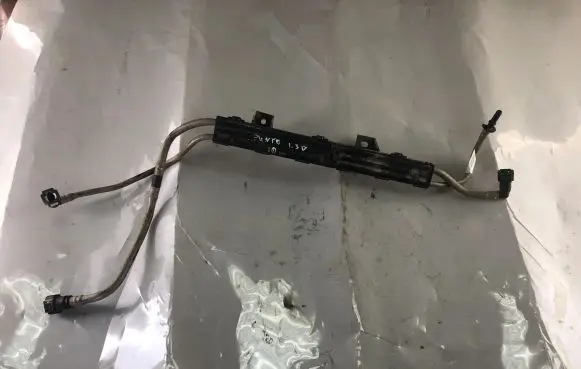 Fiat Punto Evo Fuel injector supply line/pipe 