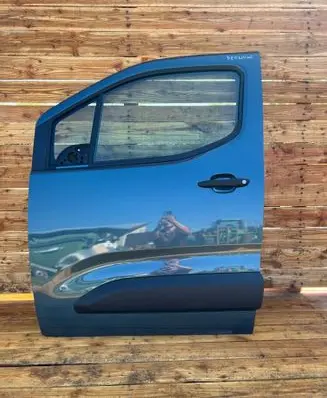 Citroen Berlingo Front door 