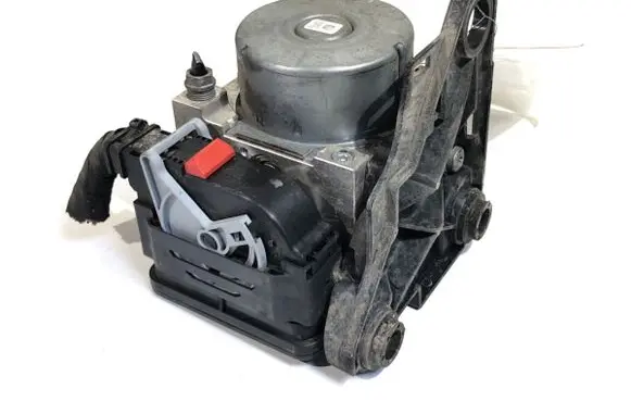 Seat Leon (5F) ABS Pump 5Q0614517CG