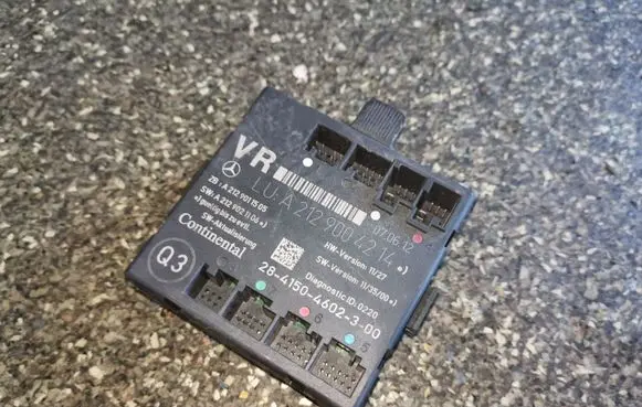 Mercedes-Benz C W204 Other control units/modules A2129004214