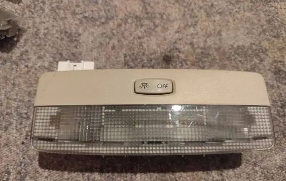 Renault Laguna II Rear seat light 8200003038