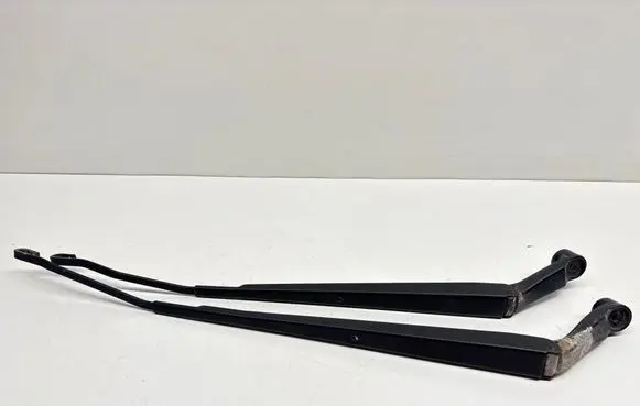 Toyota Avensis T250 Windshield/front glass wiper blade 