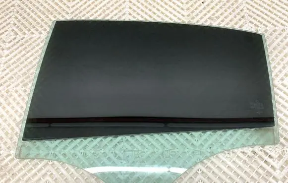 Mercedes-Benz A W176 Rear door window glass 