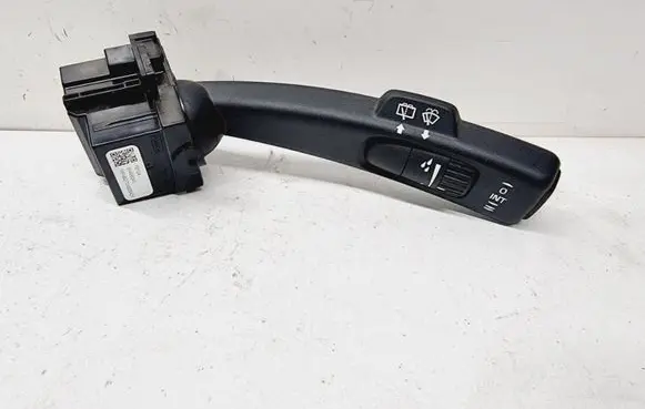 Volvo V70 Wiper control stalk 31394007 31456041