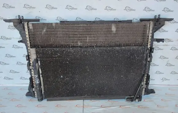 Audi Q3 8U Coolant radiator 8K0121251R 8U0260401C