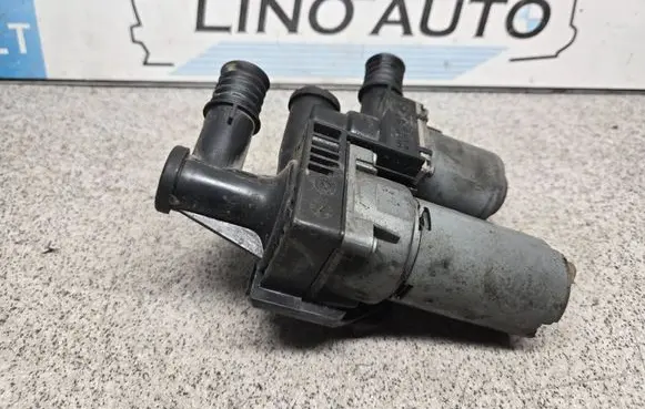 BMW X3 E83 Coolant heater control valve 64118369807 1147412149