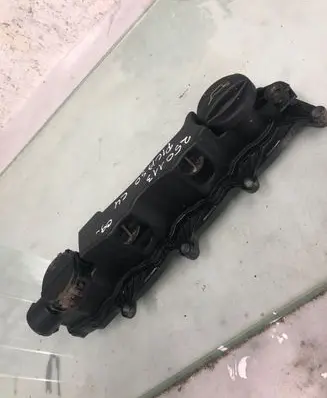 Citroen C4 Grand Picasso Rocker cam cover 9660281080