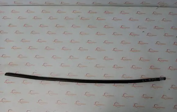Peugeot 3008 I Front door windshield rail 