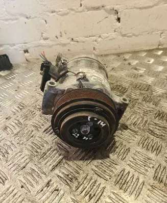 Mercedes-Benz C W205 Air conditioning (A/C) compressor (pump) A0008303801