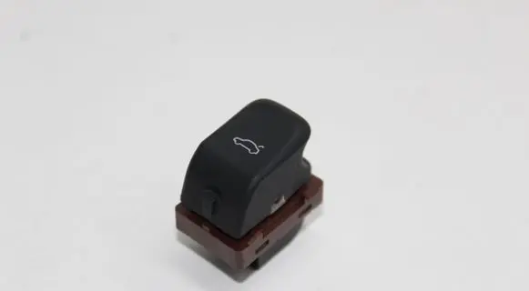 Audi Q3 8U Tailgate opening switch 4H0959831A