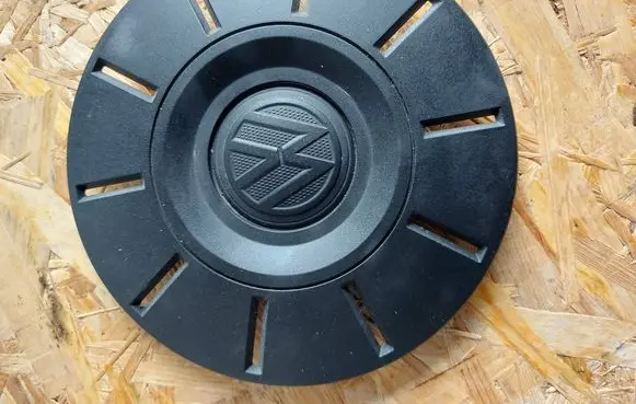 Volkswagen Transporter - Caravelle T6 R16 wheel hub/cap/trim 7E0601151C