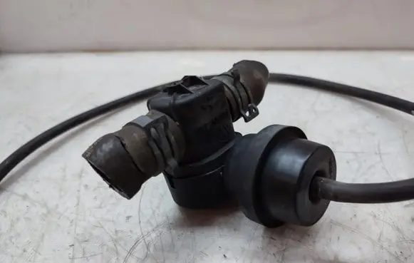 Audi Q5 SQ5 Vacuum valve 1J0819809