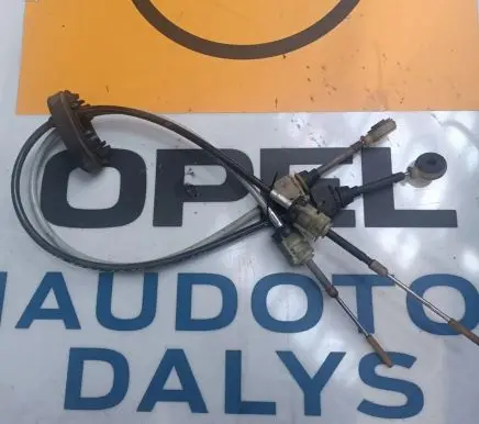 Opel Vectra C Gear shift cable linkage 55559460