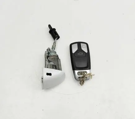 Audi Q7 4M Front door lock (next to the handle) 8S0959754AF 107837168DQ